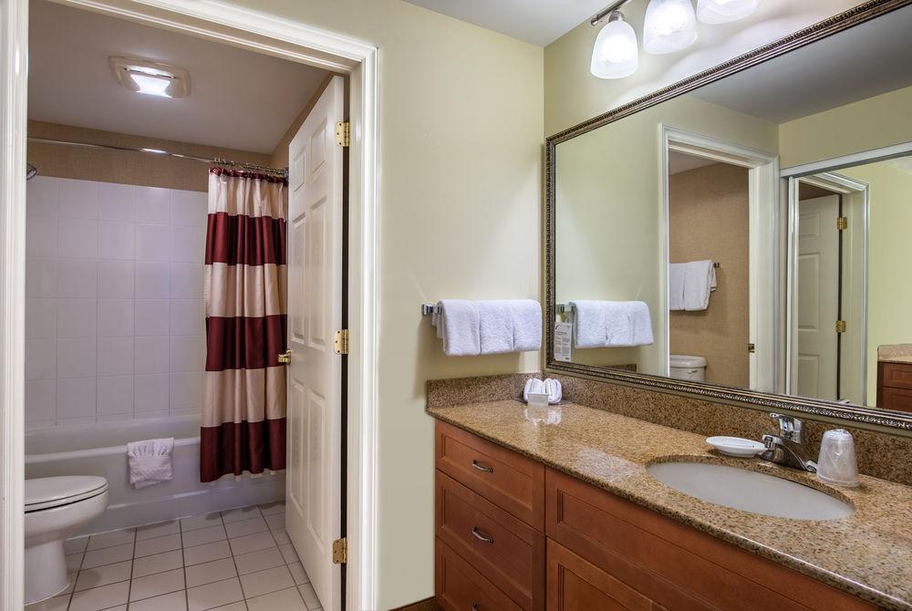Residence Inn By Marriott Halifax Downtown Bagian luar foto
