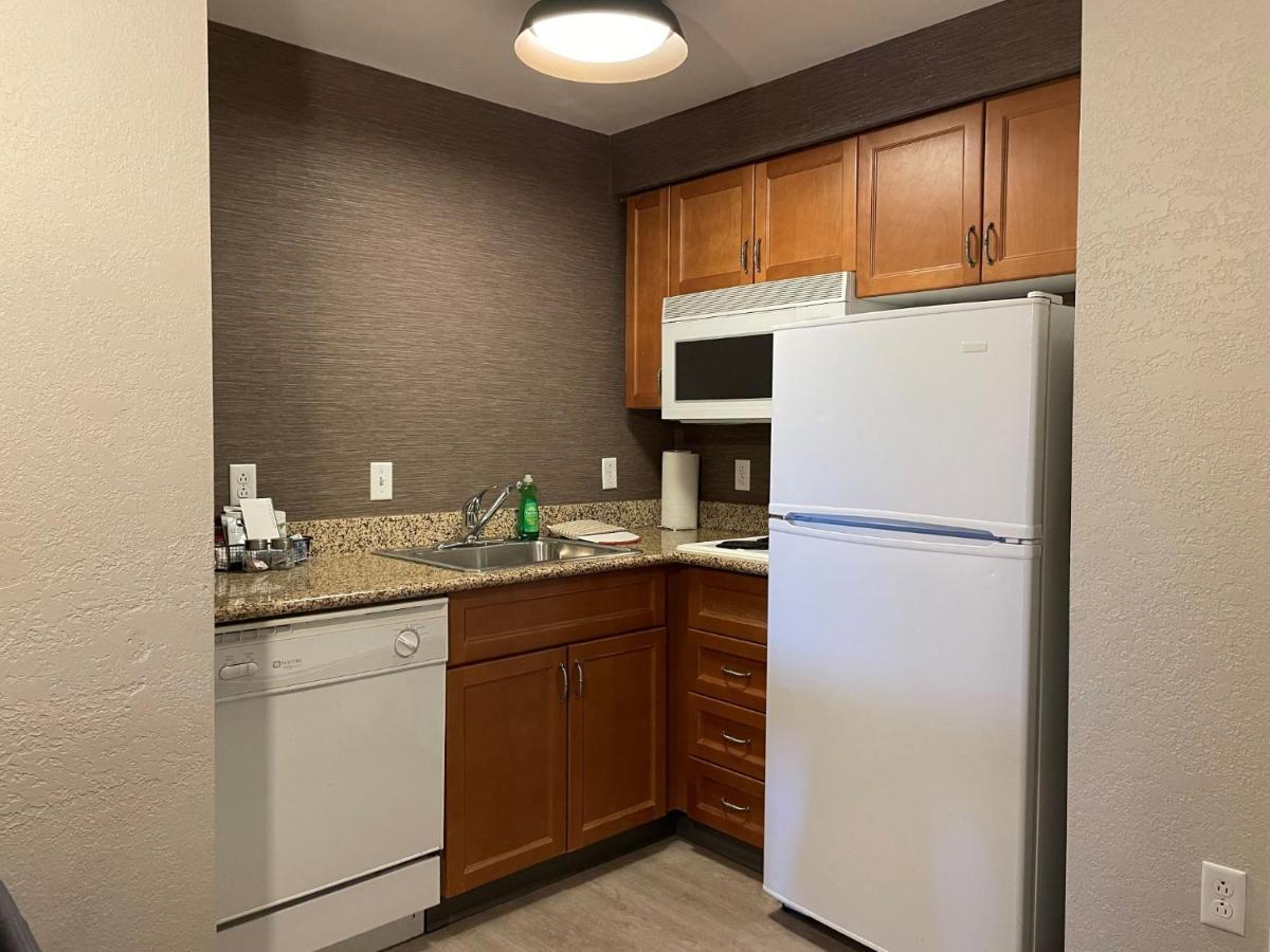 Residence Inn By Marriott Halifax Downtown Bagian luar foto