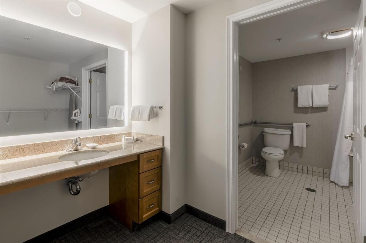 Residence Inn By Marriott Halifax Downtown Bagian luar foto