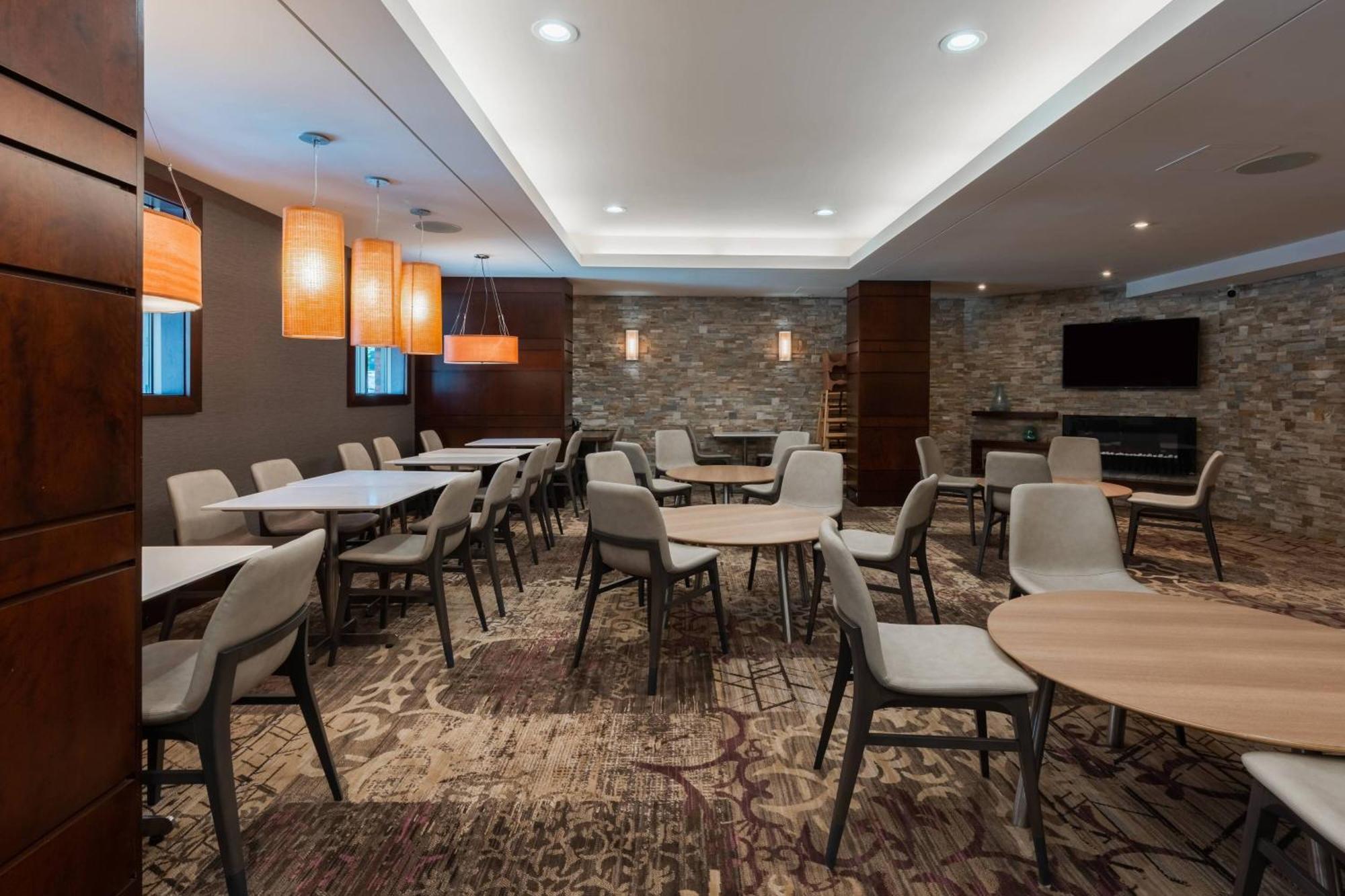 Residence Inn By Marriott Halifax Downtown Bagian luar foto