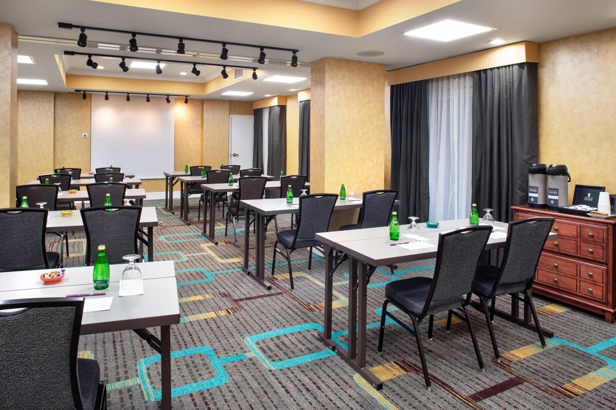 Residence Inn By Marriott Halifax Downtown Bagian luar foto