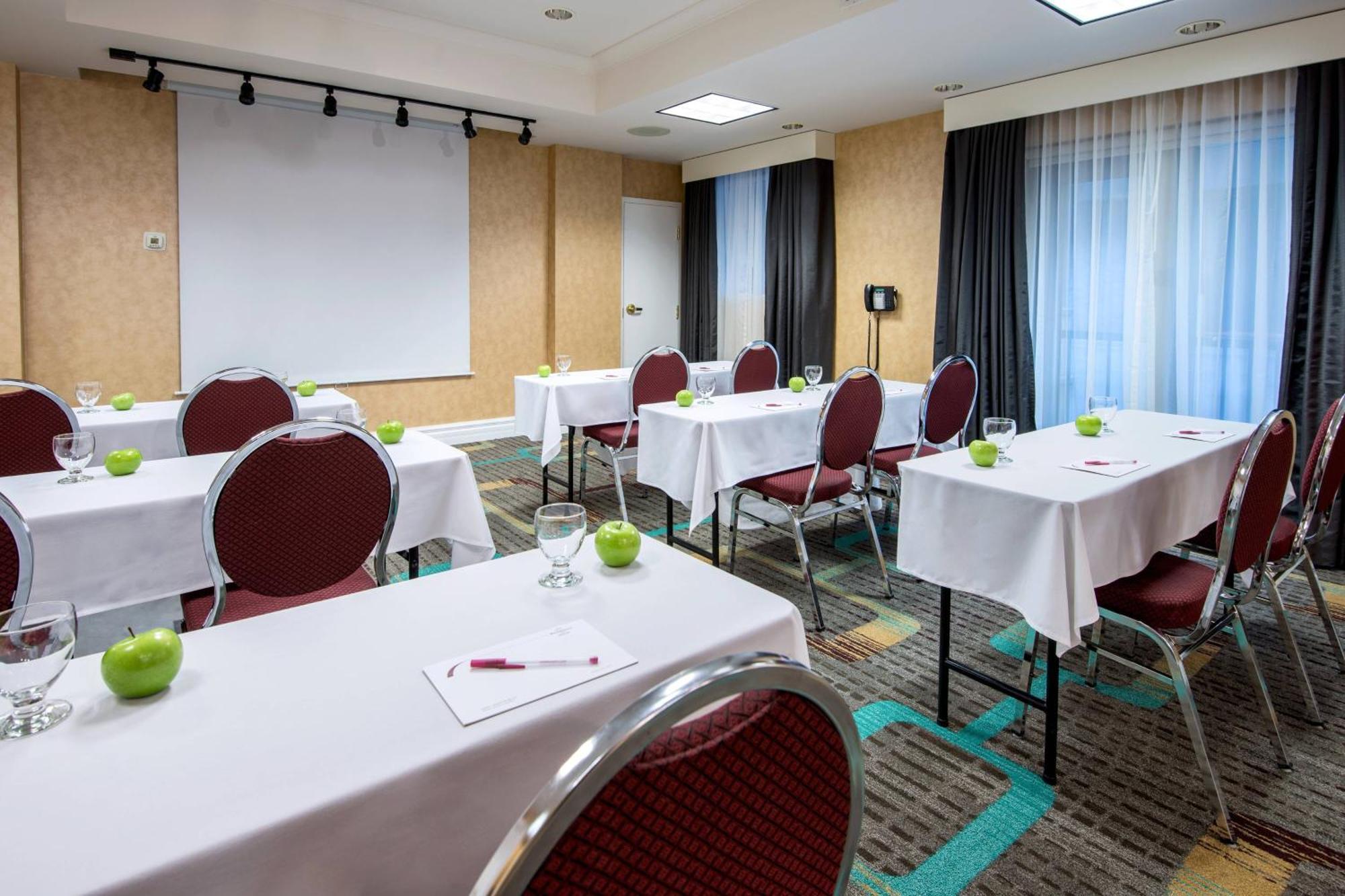 Residence Inn By Marriott Halifax Downtown Bagian luar foto